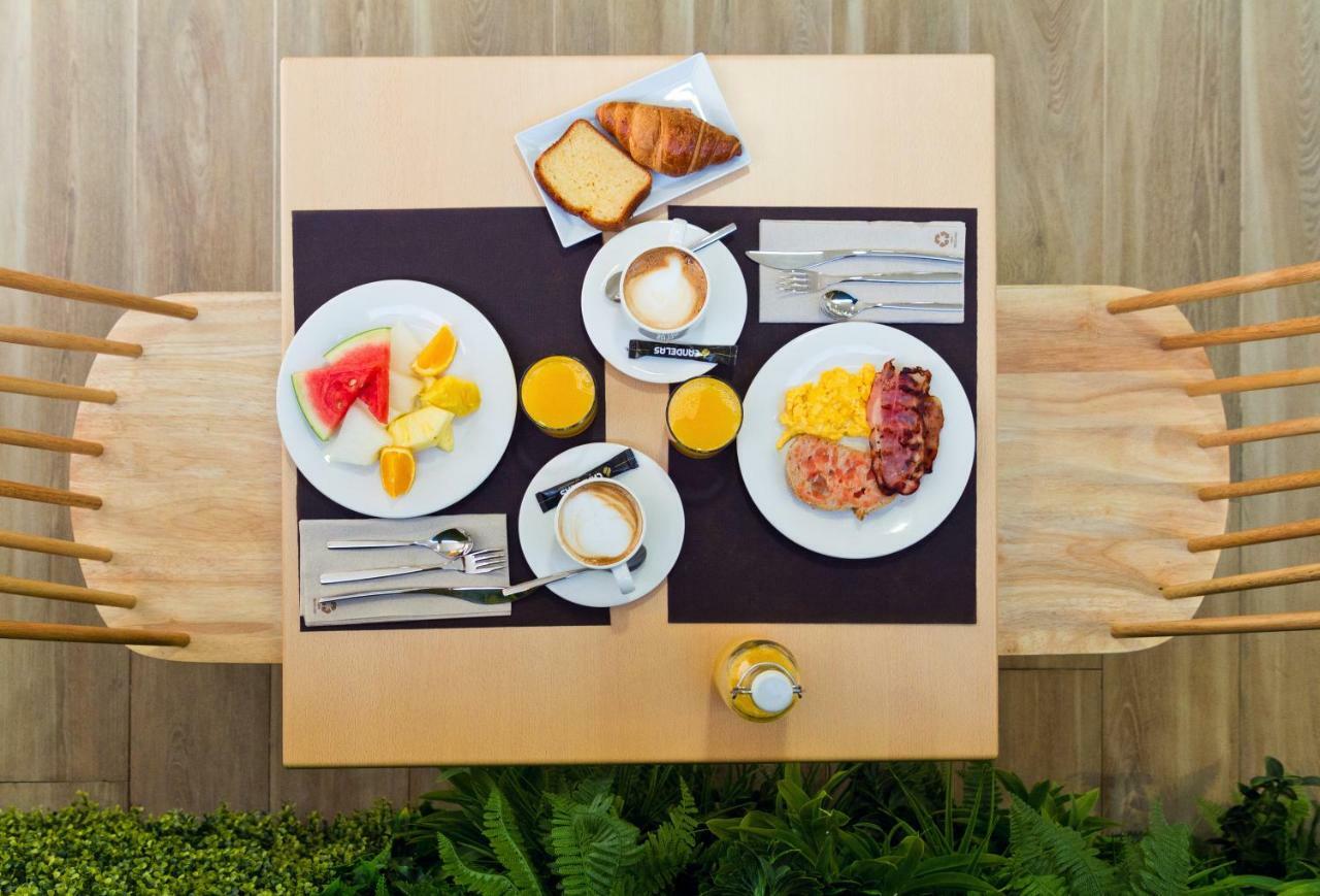Oca Playa De Foz Hotel & Spa エクステリア 写真